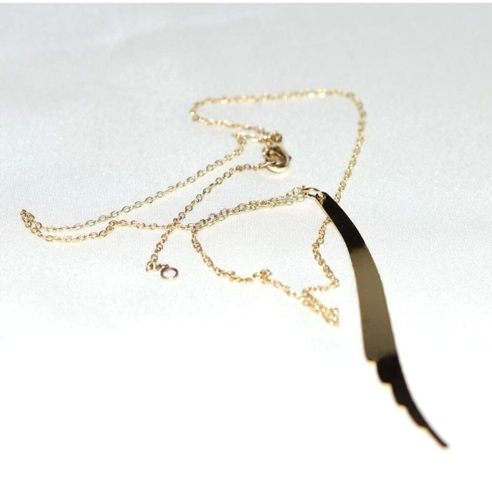 Enchanting 3" Angle Wing Gold Tone Link 16" Chain Fashion Statement Necklace